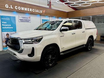 Used Toyota Hilux 2023 for sale - 79456354: Photo