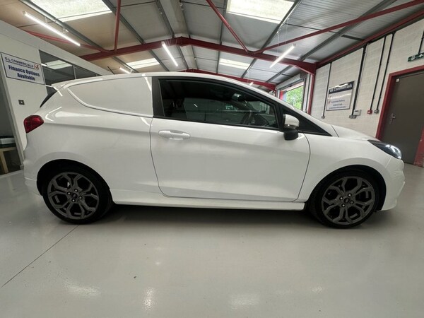 Used Ford Fiesta Van 2021 for sale - 74659282: Photo 8