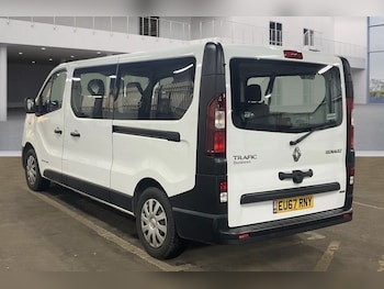 Used Renault Trafic 2017 for sale - 77007392: Photo