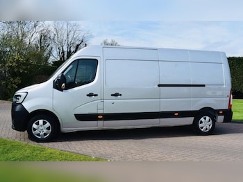 Used Renault Master 2023 for sale - 78240030: Photo