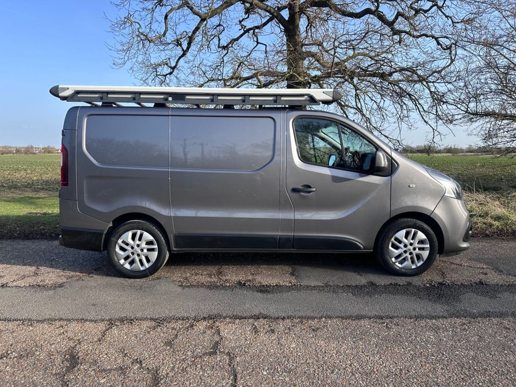 Used Renault Trafic 2018 for sale - 77666993: Photo 15