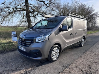 Used Renault Trafic 2018 for sale - 77666993: Photo