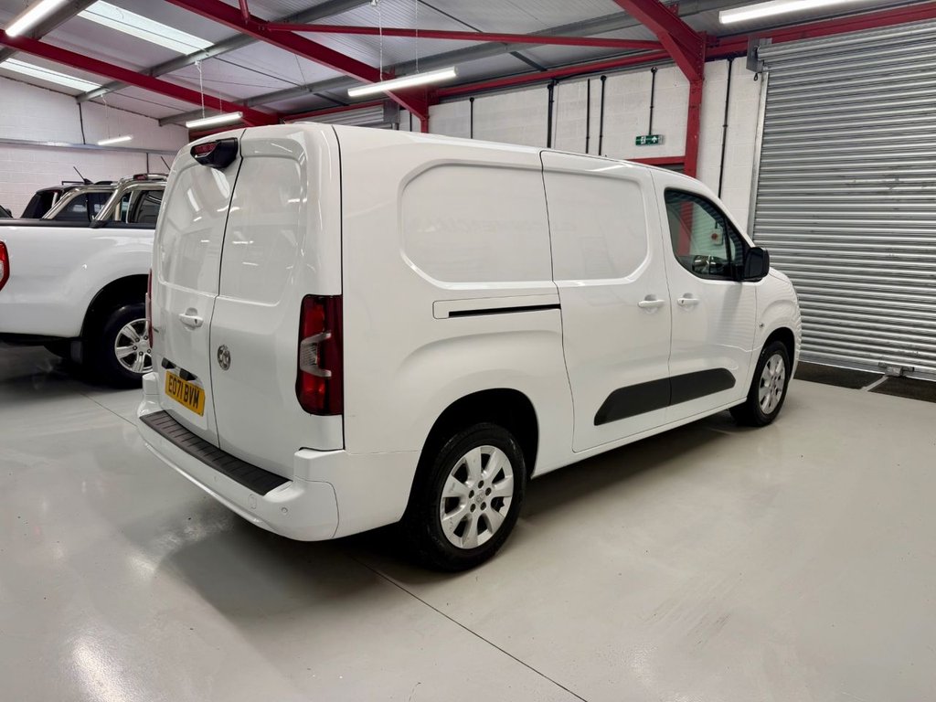 Used Vauxhall Combo 2021 for sale - 76389865: Photo 5