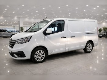 Renault Trafic feature image