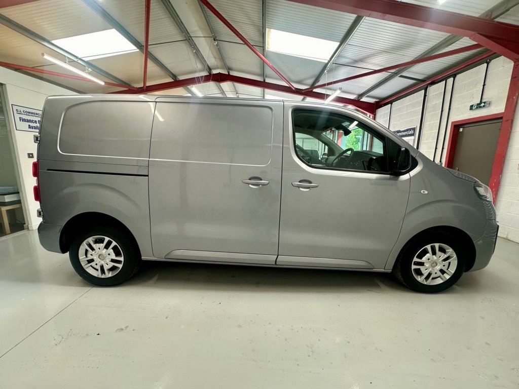 Used Vauxhall Vivaro 2022 for sale - 77572206: Photo 3