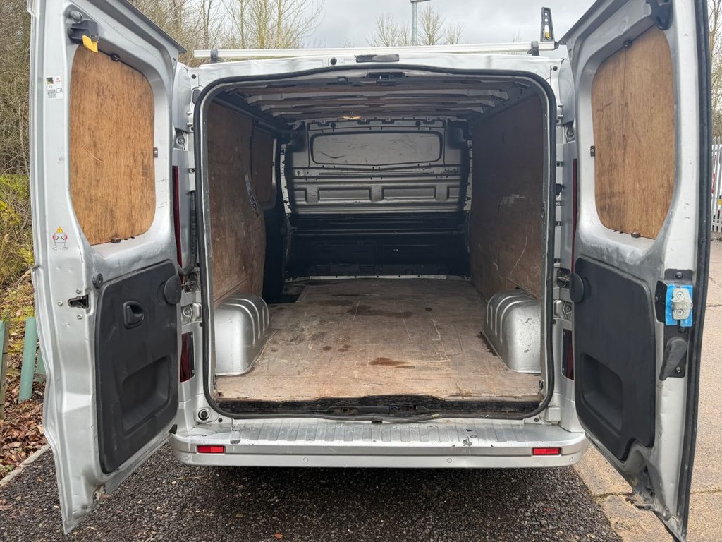 Used Vauxhall Vivaro 2018 for sale - 77692590: Photo 9