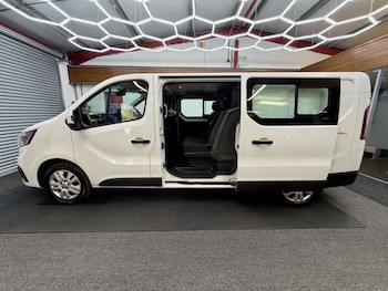 Used Renault Trafic 2024 for sale - 79456372: Photo