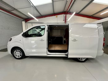 Used Vauxhall Vivaro 2022 for sale - 75630830: Photo