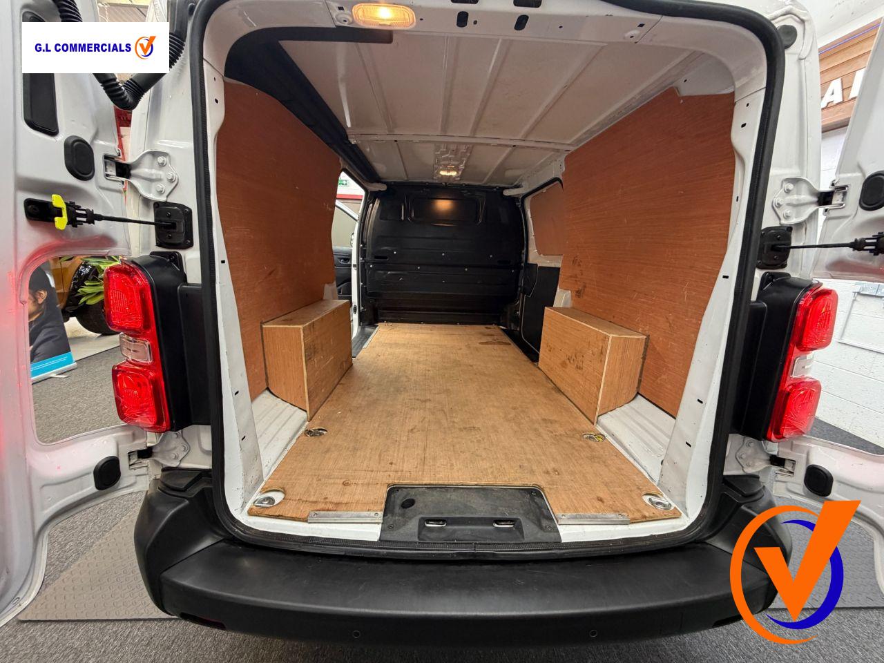 Used Vauxhall Vivaro 2023 for sale - 77950839: Photo 13