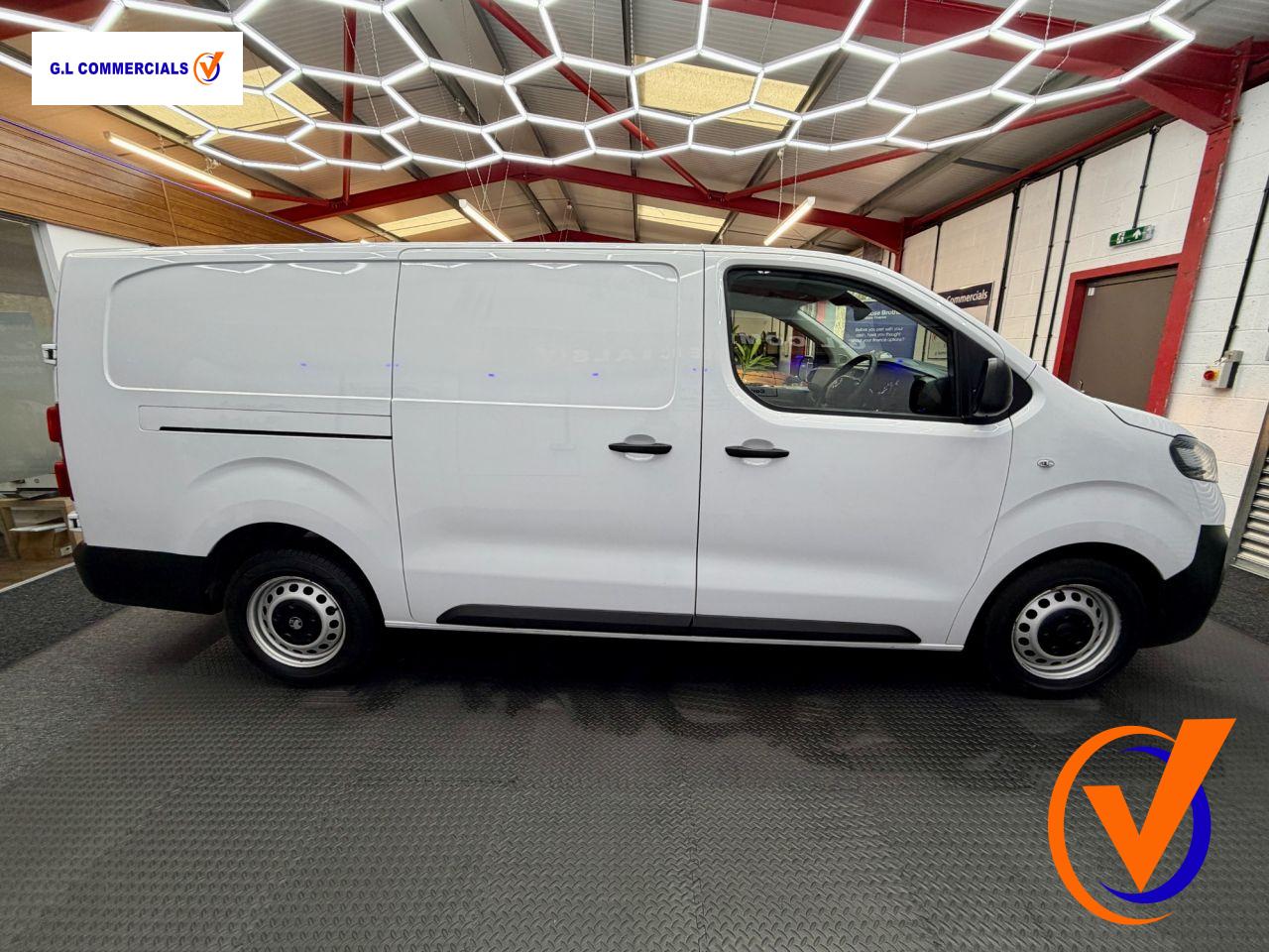 Used Vauxhall Vivaro 2023 for sale - 77950839: Photo 6