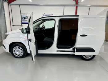 Used Vauxhall Combo 2022 for sale - 73872018: Photo
