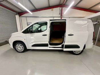Used Vauxhall Combo 2022 for sale - 75515586: Photo
