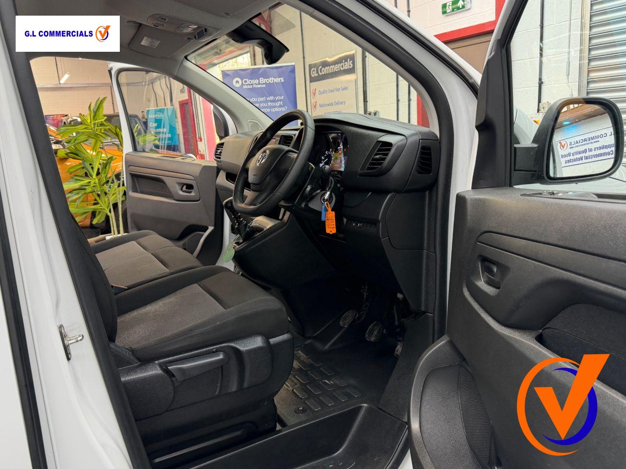 Used Vauxhall Vivaro 2024 for sale - 77950867: Photo 12