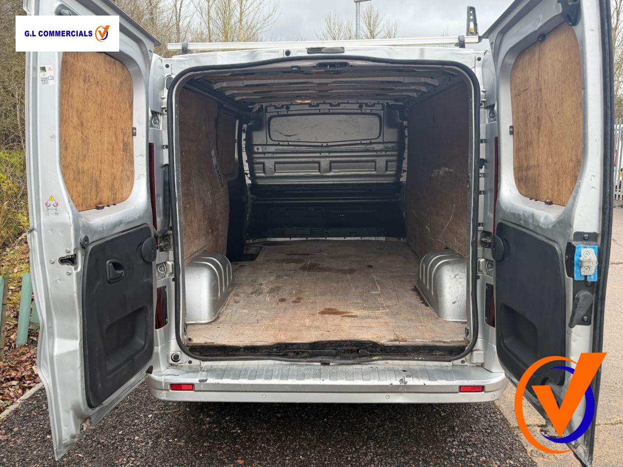 Used Vauxhall Vivaro 2018 for sale - 77950937: Photo 9