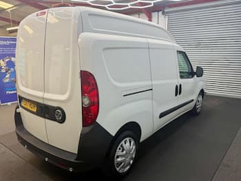 Used Vauxhall Combo 2017 for sale - 79615596: Photo