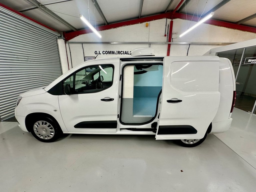 Used Vauxhall Combo 2022 for sale - 76210313: Photo 3