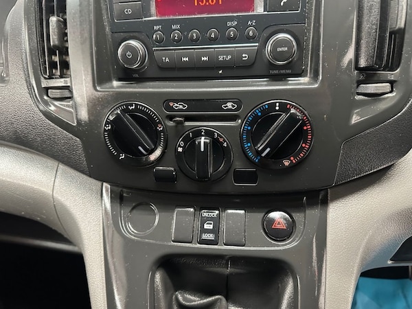 Used Nissan NV200 2015 for sale - 76118515: Photo 12