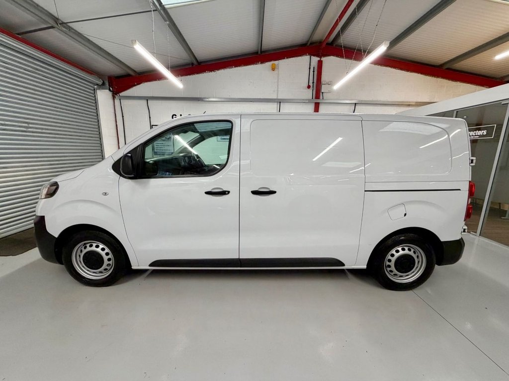 Used Vauxhall Vivaro 2022 for sale - 76323480: Photo 3