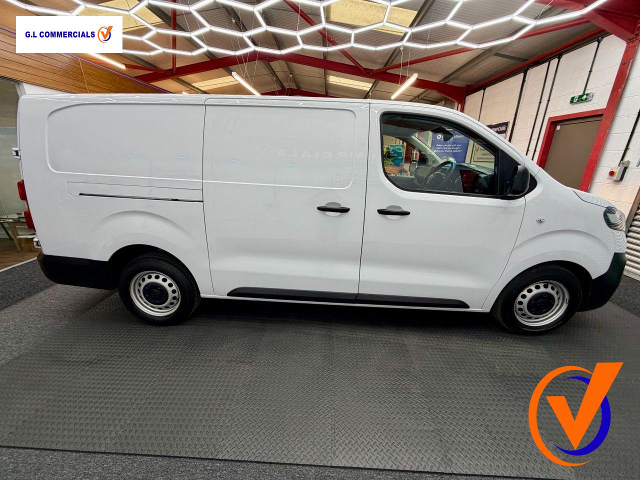 Used Vauxhall Vivaro 2023 for sale - 77950859: Photo 7