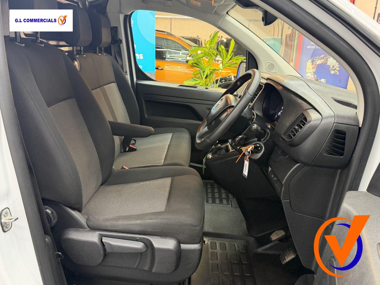 Used Vauxhall Vivaro 2023 for sale - 77950859: Photo 9