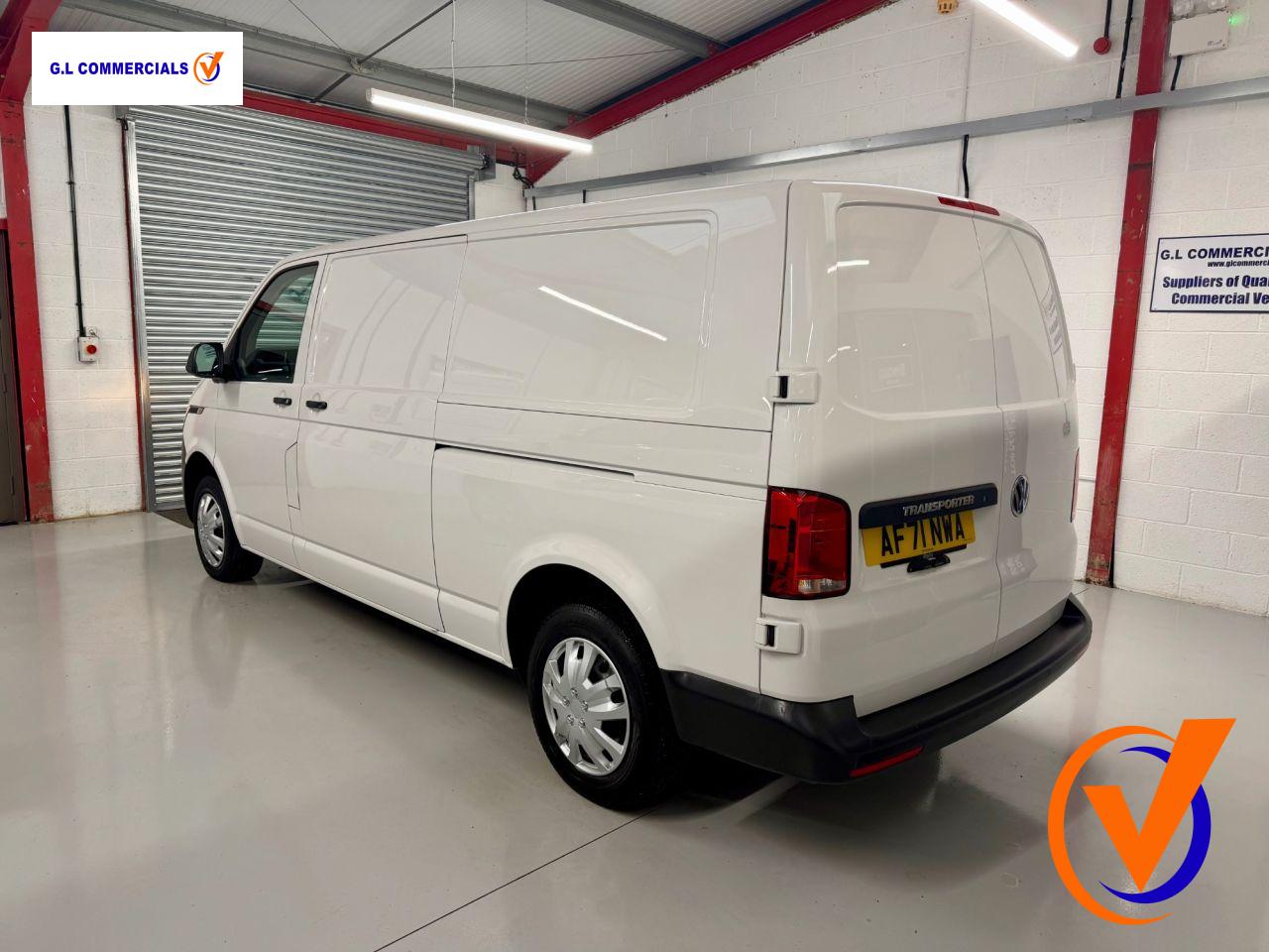 Used Volkswagen Transporter 2021 for sale - 77950943: Photo 2