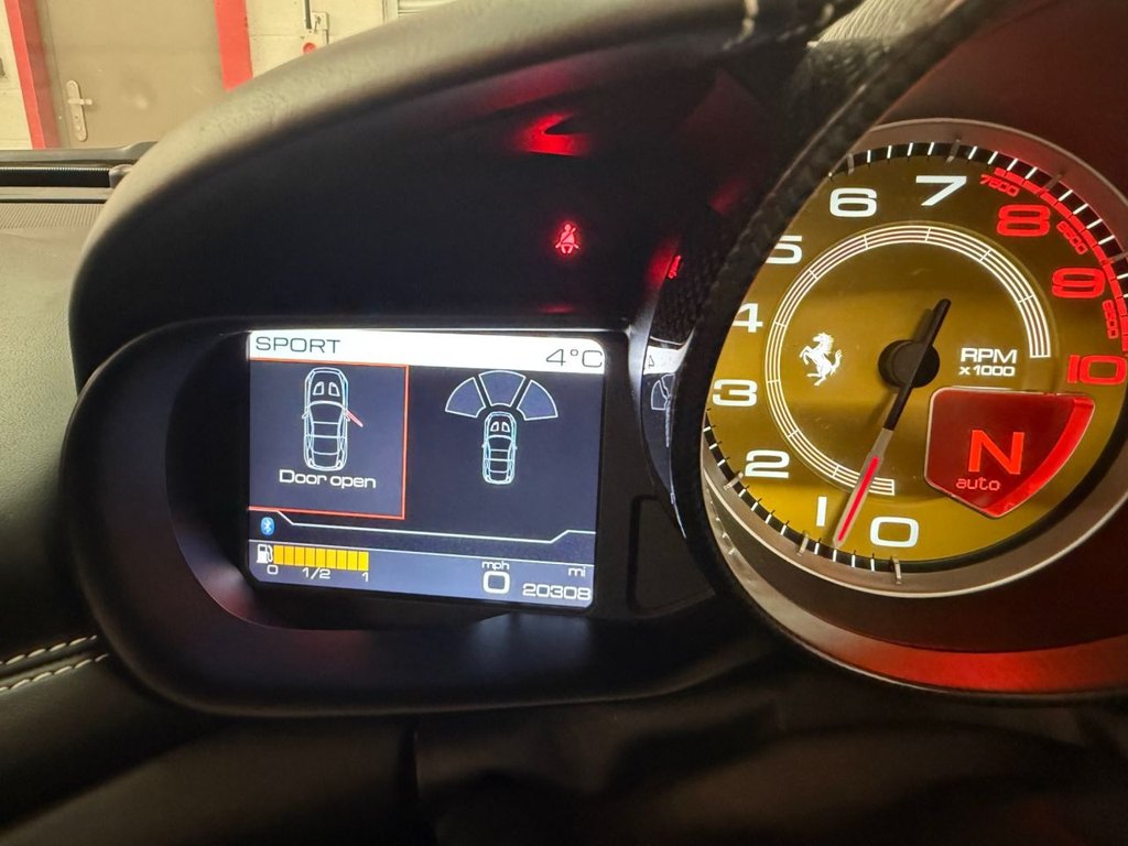 Used Ferrari California 2015 for sale - 76605112: Photo 15