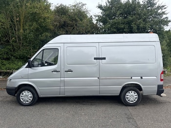 Mercedes-Benz - Sprinter