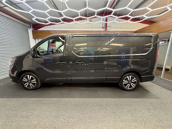 Used Renault Trafic 2023 for sale - 79456348: Photo