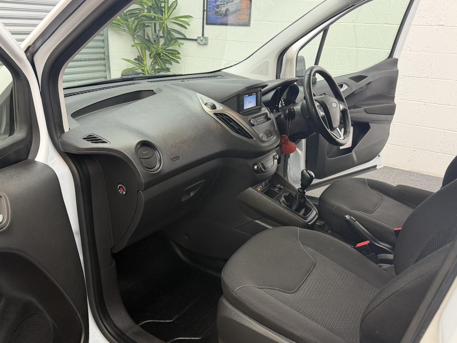 Used Ford Transit Courier 2021 for sale - 77988619: Photo 10