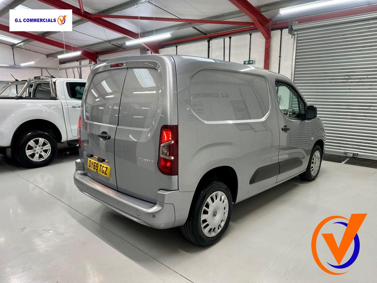 Used Vauxhall Combo 2019 for sale - 77950933: Photo 5