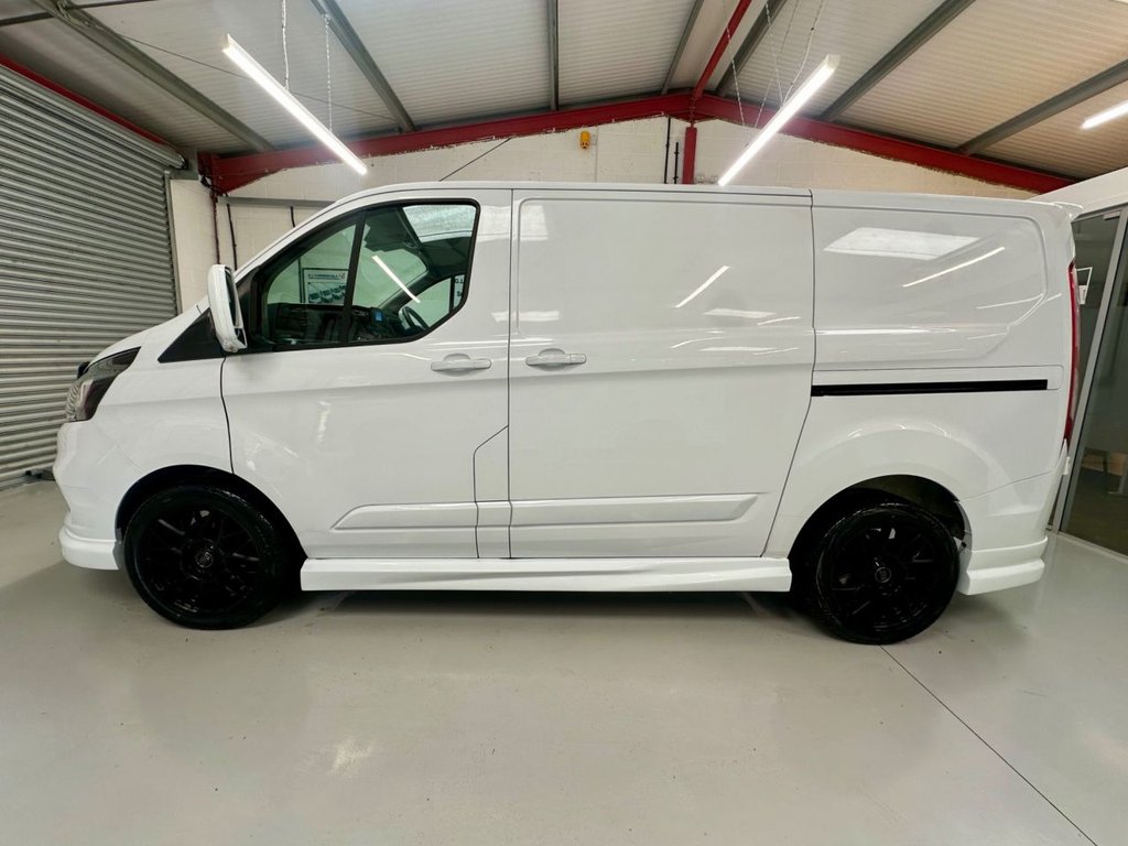Used Ford Transit Custom 2023 for sale - 76304036: Photo 1