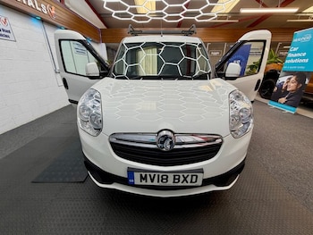 Used Vauxhall Combo 2018 for sale - 77720182: Photo