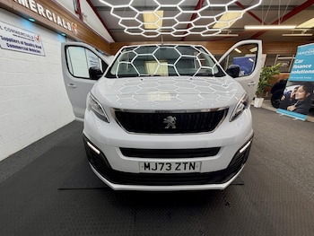Used Peugeot Expert 2023 for sale - 77965467: Photo