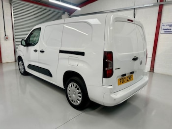 Used Vauxhall Combo 2022 for sale - 75487681: Photo