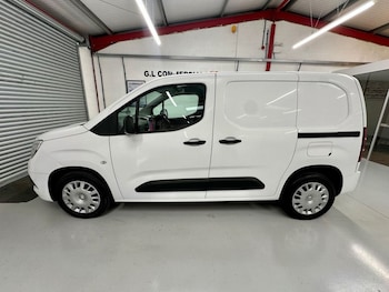 Vauxhall - Combo