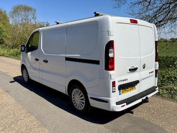 Used Vauxhall Vivaro 2015 for sale - 78370761: Photo