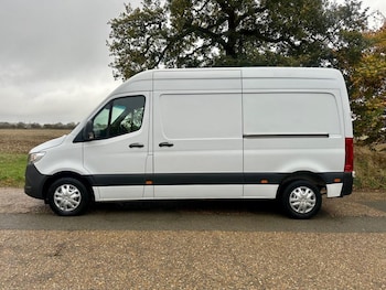 Mercedes-Benz Sprinter feature image
