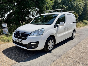 Used Peugeot Partner 2016 for sale - 79456371: Photo