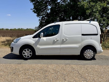 Used Peugeot Partner 2016 for sale - 79456371: Photo