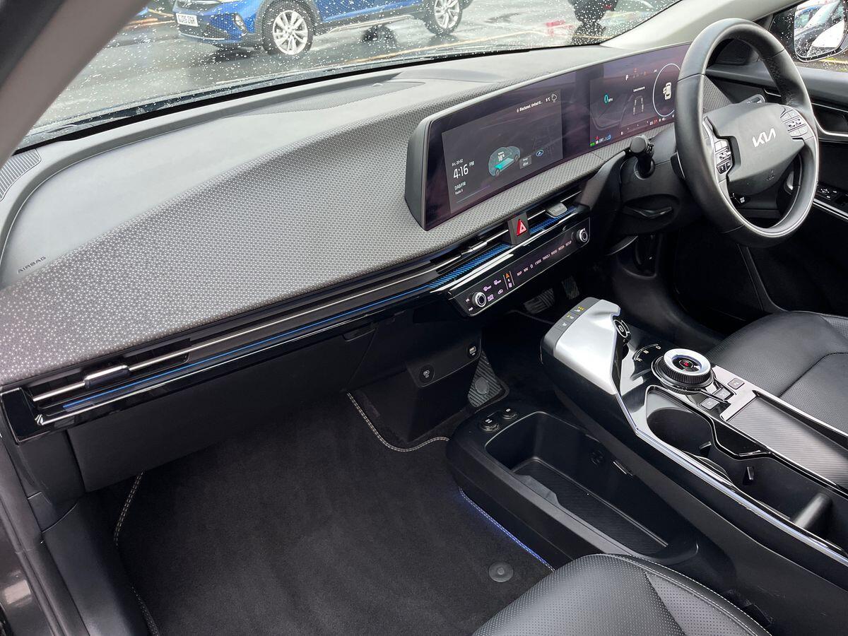 Used Kia EV6 2023 for sale - 77628612: Photo 2