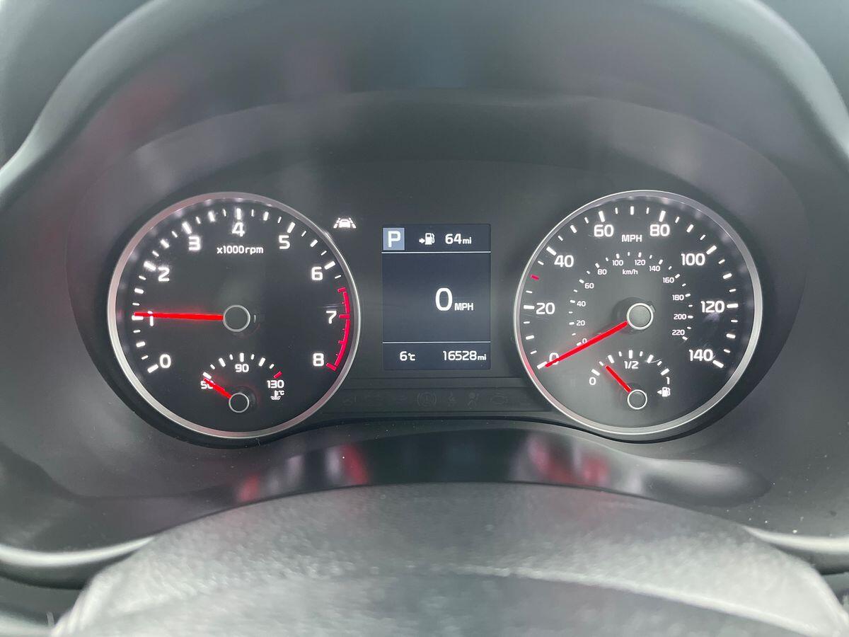 Used Kia Stonic 2019 for sale - 77620515: Photo 15