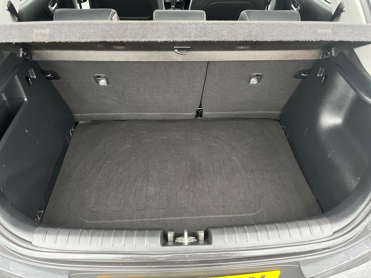 Used Kia Stonic 2019 for sale - 77620515: Photo 22