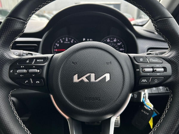 Used Kia Stonic 2023 for sale - 76300502: Photo 25