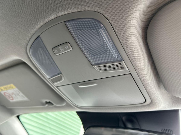 Used Kia Stonic 2023 for sale - 76300502: Photo 36