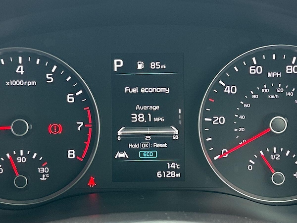 Used Kia Stonic 2023 for sale - 76300502: Photo 43