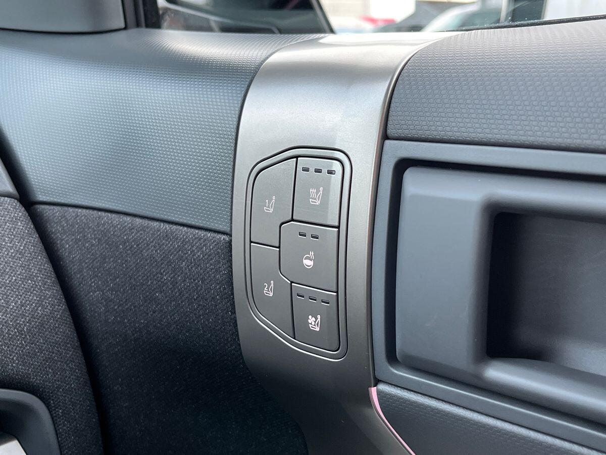 Used Kia EV3 2025 for sale - 76890263: Photo 42