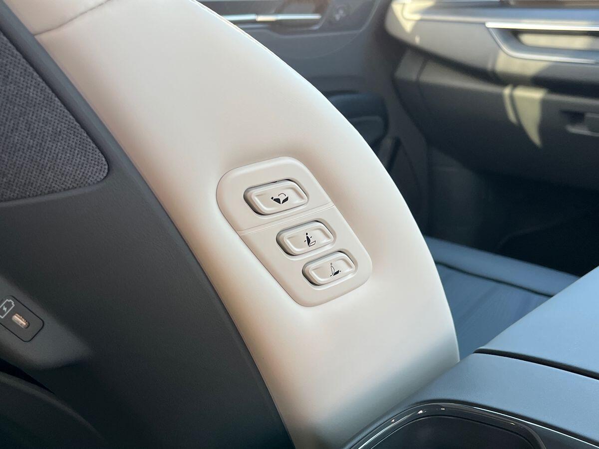 Used Kia EV9 2025 for sale - 76863226: Photo 35