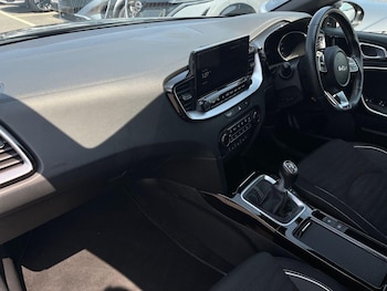 Used Kia XCeed 2023 for sale - 78991710: Photo
