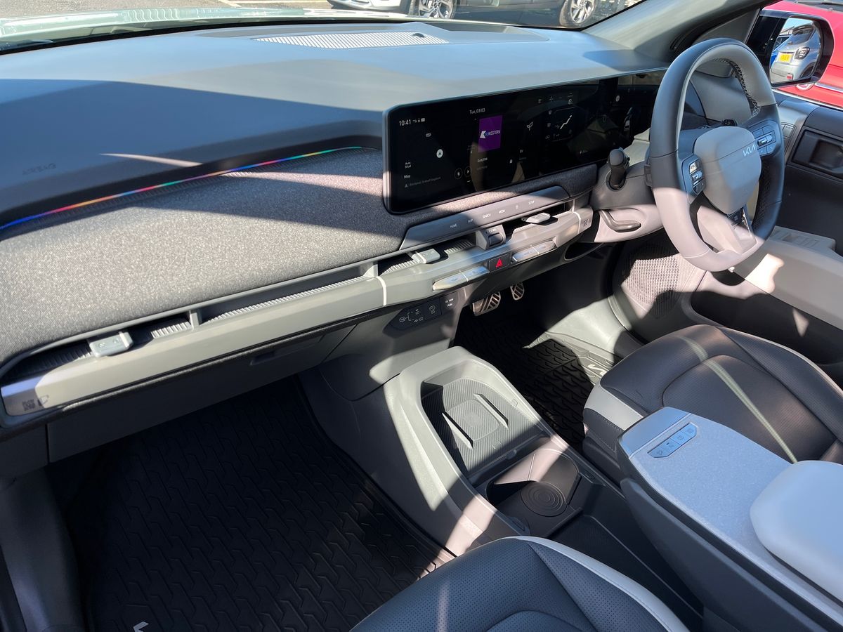 Used Kia EV3 2025 for sale - 77743610: Photo 2