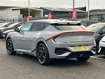 Used Kia EV6 2025 for sale - 76535282: Photo